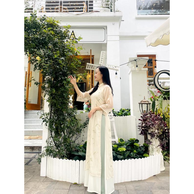 Áo Dài Cúc Chi Hoa Thêu Thủ Công Bốn Tà