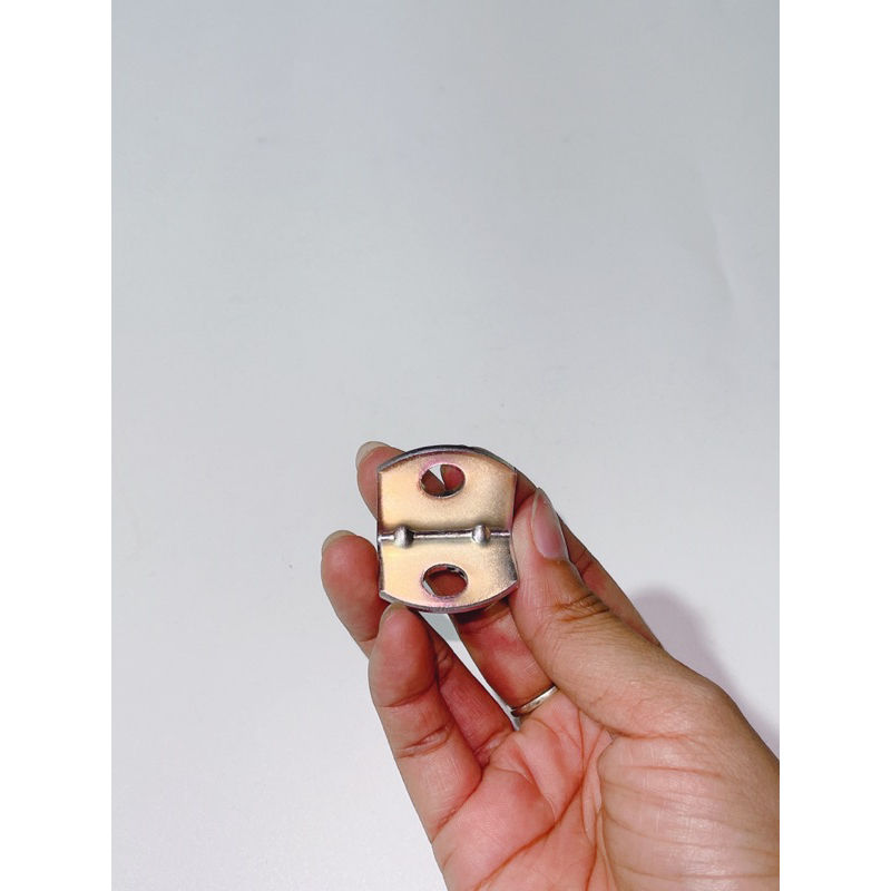 Pát sắt chữ L lỗ 8li 2.5x2.3 dầy 2mm, pass gắn chế không của riêng xe nào