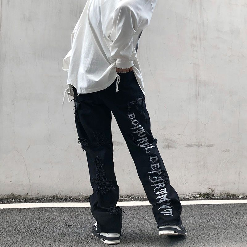 Quần Jeans Thêu Chữ Ống Rộng Họa Tiết Unisex Hiphop BluuWear