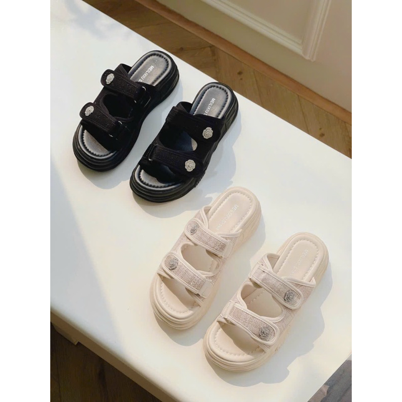 Dép quai ngang dán