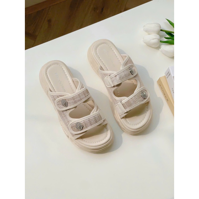 Dép quai ngang dán