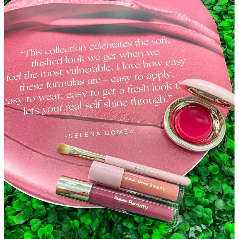 Son Rare Beauty By Selena Stay Vulnerable Glossy Lip Balm