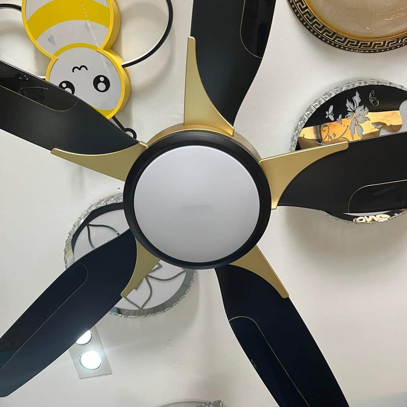 Quạt trần 5 cánh hiện đại Z09 Trang trí phòng khách,động cơ DC lõi đồng sải cánh 1m4 đèn led 3 chế độ sáng