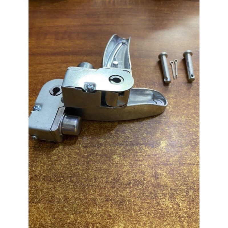 BỘ ĐỂ CHÂN SAU XE ĐIỆN GOGO DIBAO