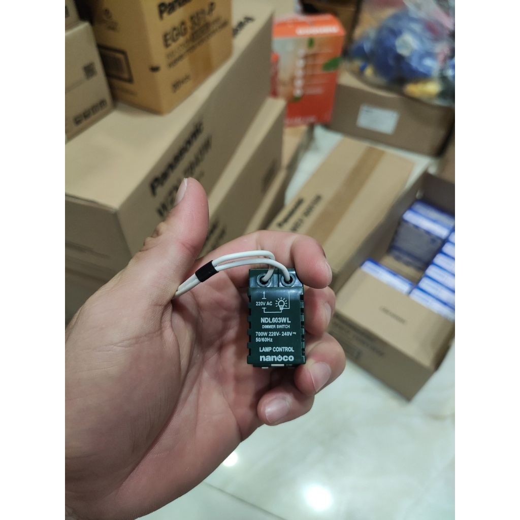 DIMMER, Công Tắt Điều Chỉnh Quạt & Đèn 700w, Chính Hãng Nanoco/ Dòng Wide Pana
