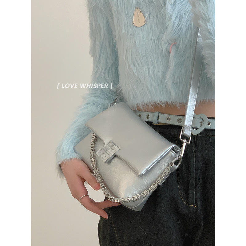 Túi xách nữ đeo chéo đeo vai thiết kế cá tính trendy L06