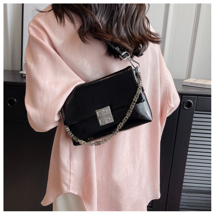 Túi xách nữ đeo chéo đeo vai thiết kế cá tính trendy L06