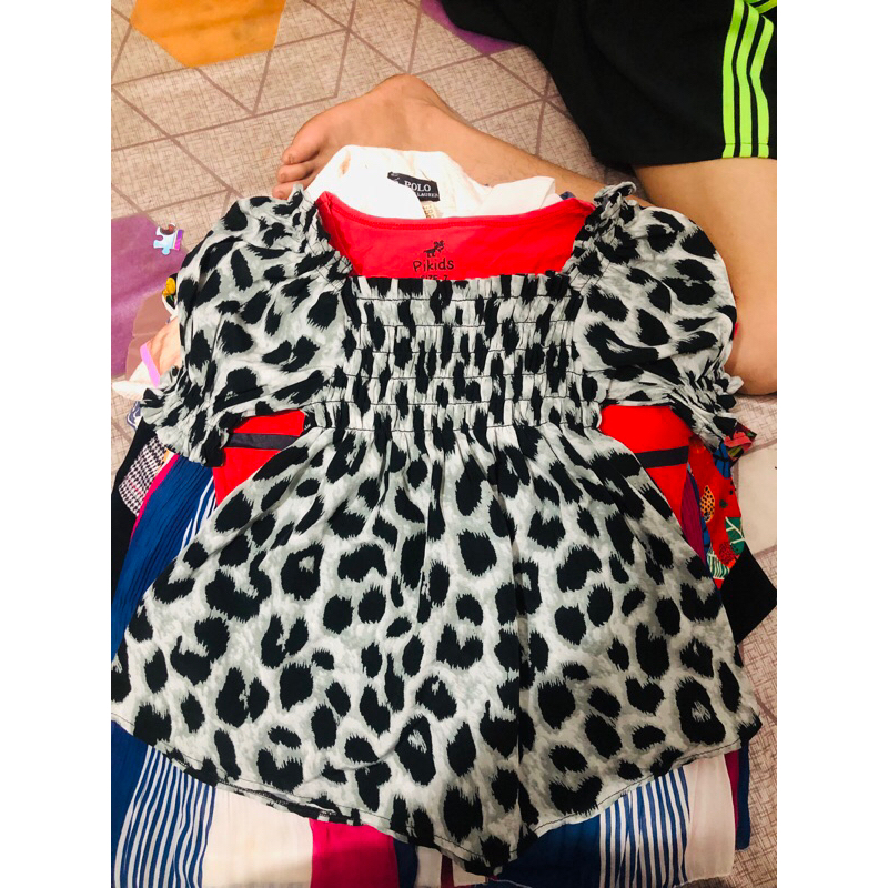 Áo trễ vai cho bé