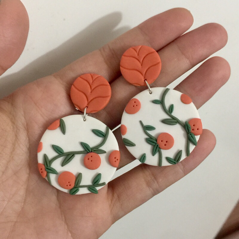 Quả Cam Cam - Khuyên tai đất sét Polymer handmade