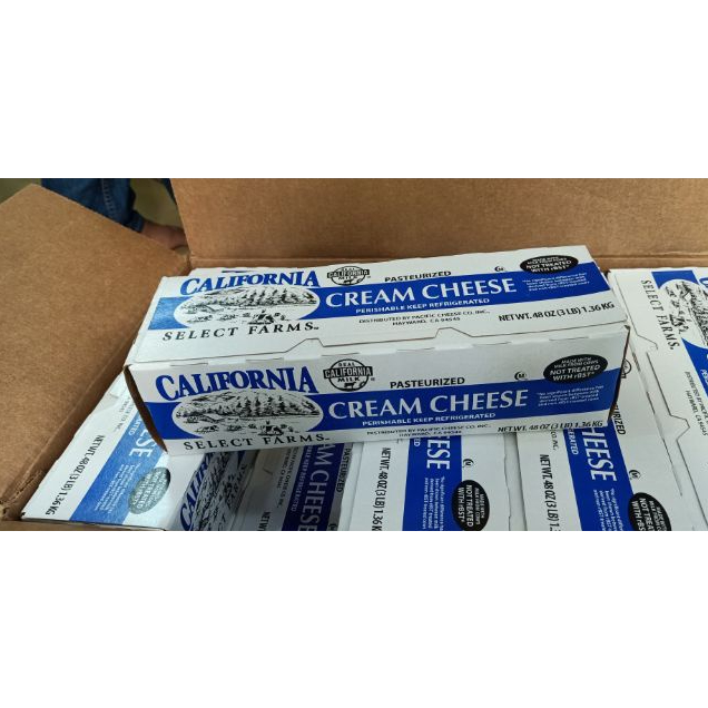 Phô mai cream cheese California khối 1.36kg