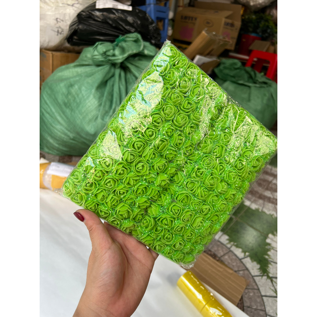 Gói 144 hoa xốp nhí 2cm