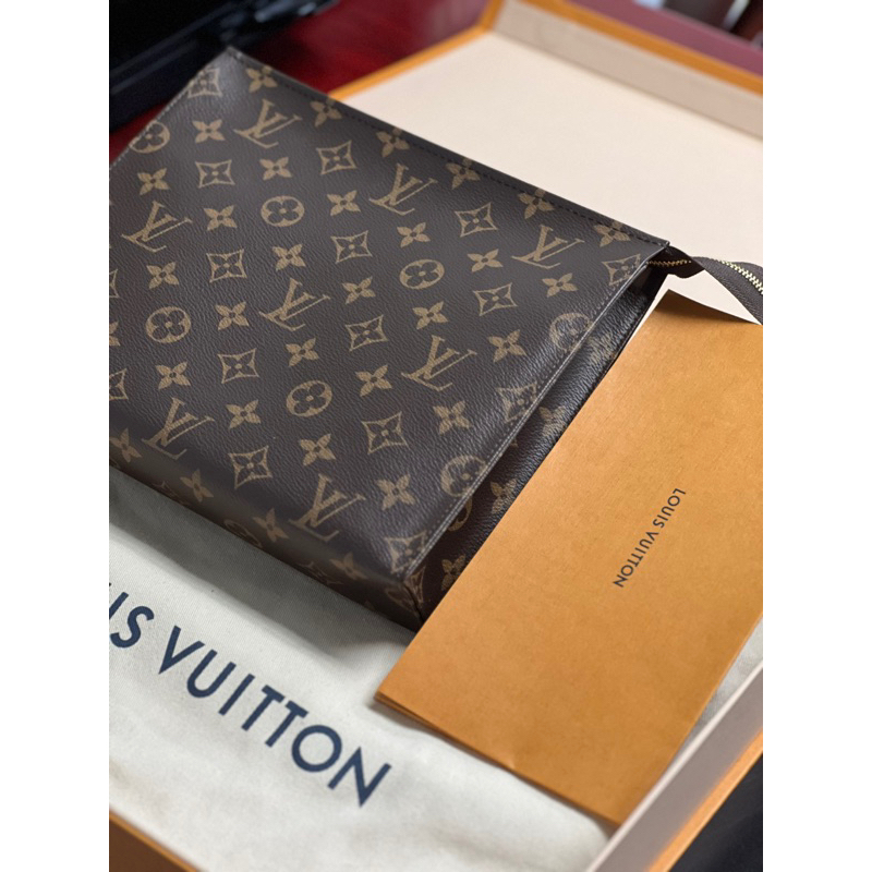 Cluth size 25 cầm tay