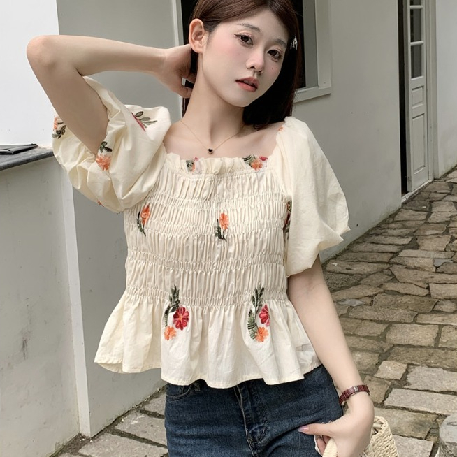 Áo sơ mi nữ cổ vuông tay ngắn bồng xếp ly hoạ tiết thêu hoa, sơ mi nữ kiểu chun eo dáng xoè peplum 8431