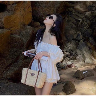 Set áo bẹt vai lông vũ + short