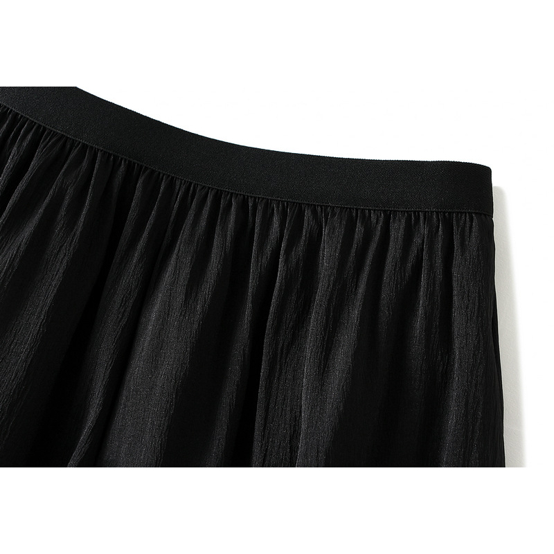 V.I.T House | Chân váy đính hạt