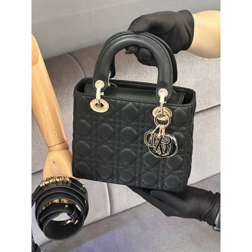 Túi Small Lady Lambskin Da Thật Kèm KHĂN Khoá Tag Màu Size 20 Full Box