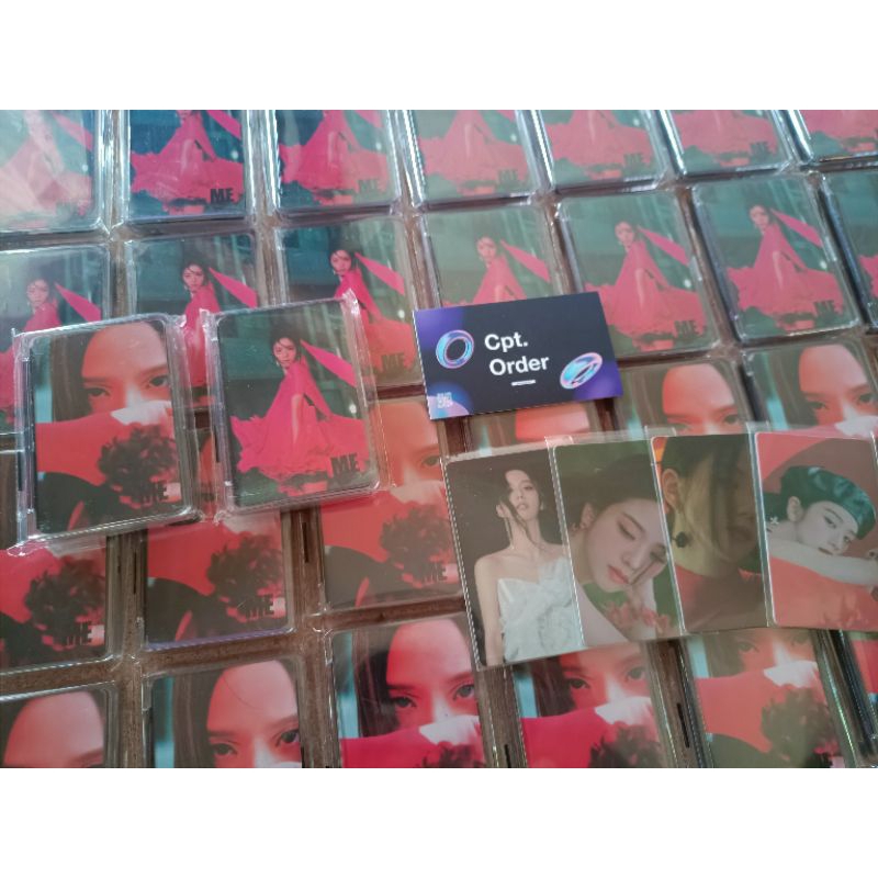 ALBUM JISOO 'ME' TAG LP