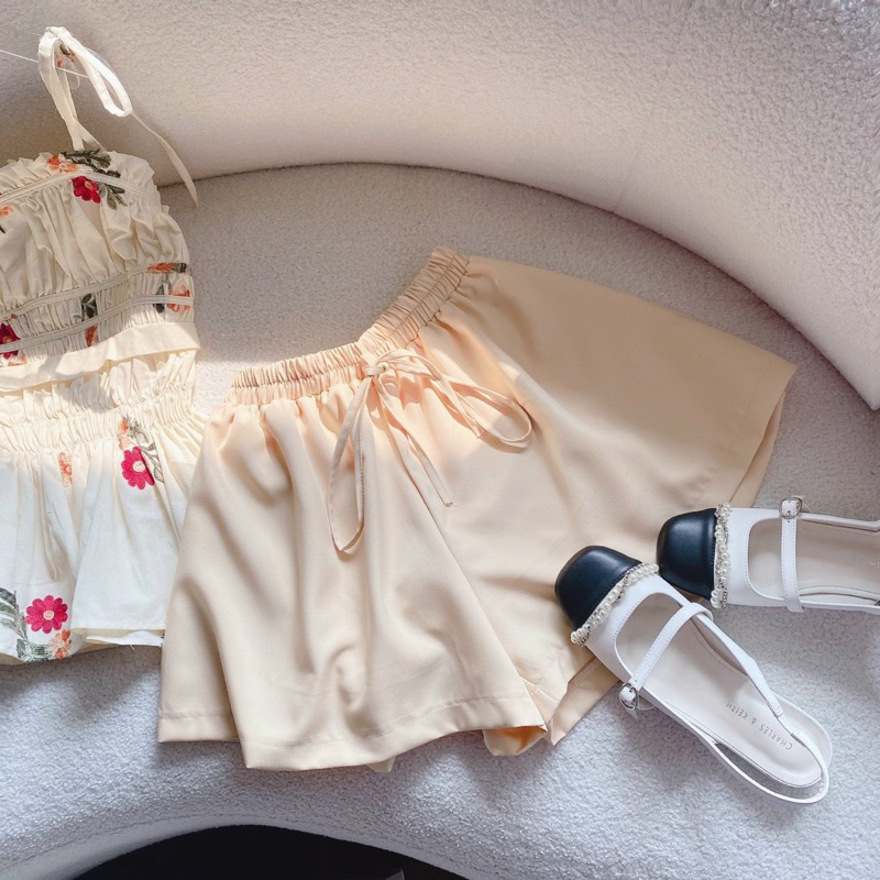 Set áo thêu hoa bo chun + short