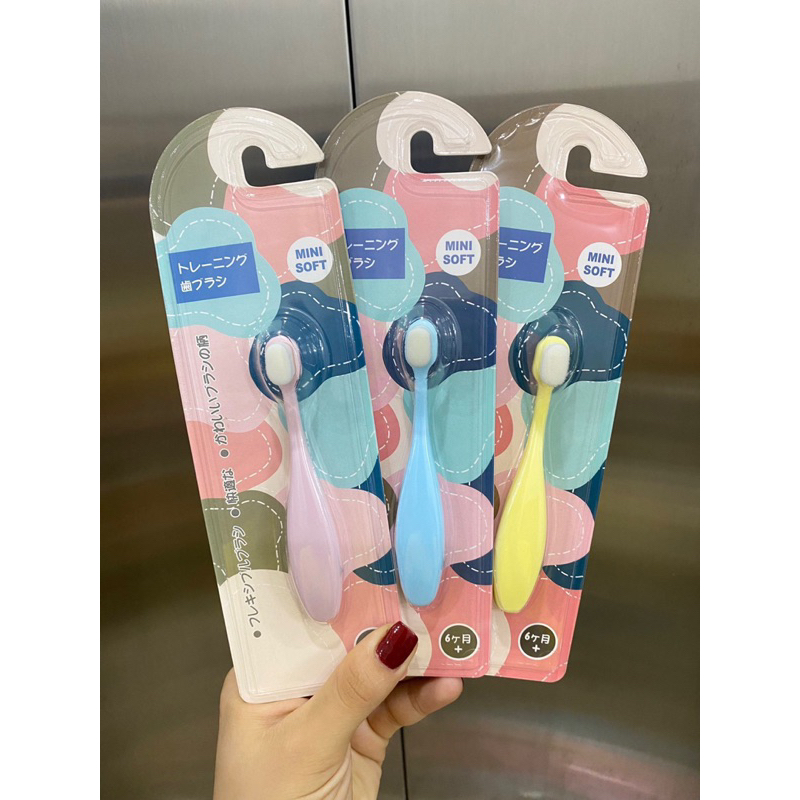 BÀN CHẢI ĐÁNH RĂNG TRẺ EM SỢI LÔNG TƠ SIÊU MỀM CHO BÉ TỪ 6M+ ĐẾN 2Y