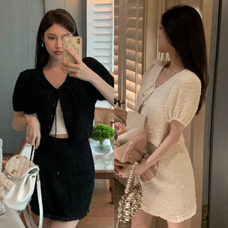 SET CROPTOP CỔ V TAY PHỒNG KÈM CHÂN VÁY NGẮN