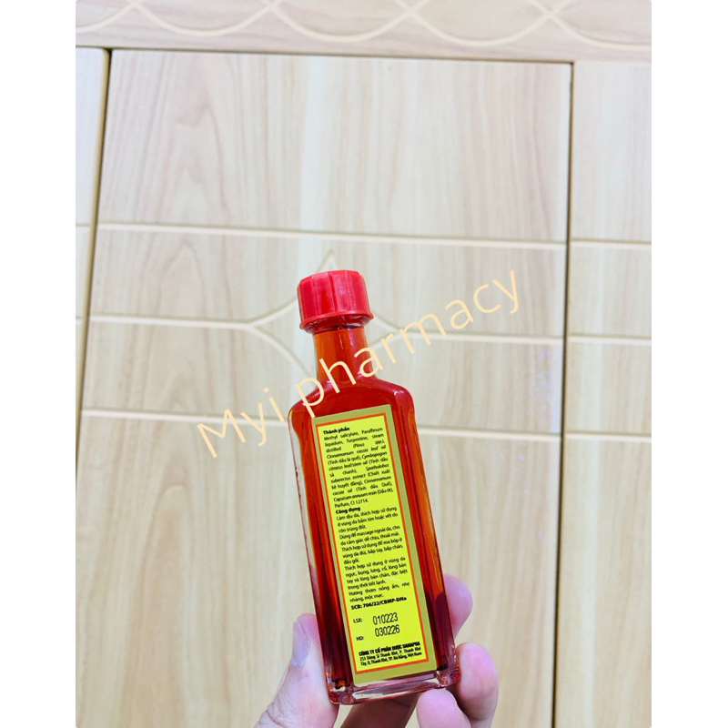 Dầu Nóng Hồng Hoa Hiệu Sao Vàng 35ml - Golden Star Red Flower Oil