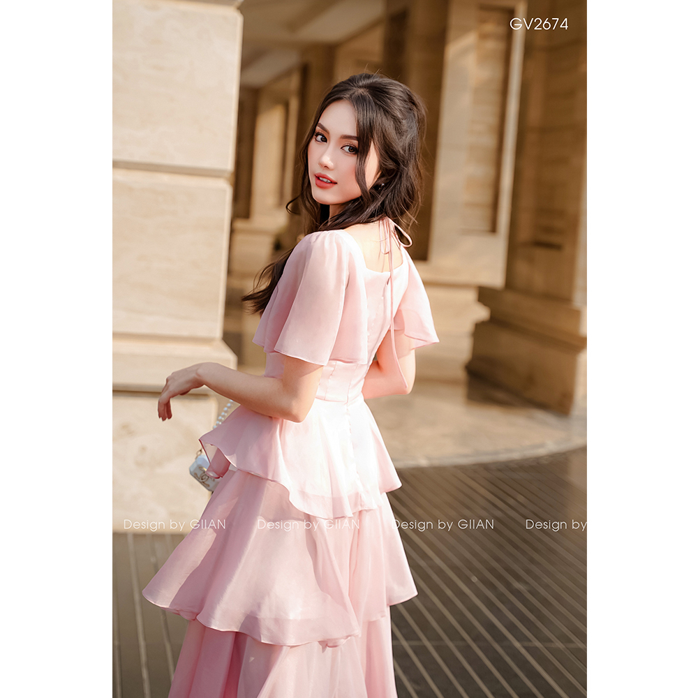 Váy dáng dài xòe tầng xếp ly nhún eo thiết kế tay bồng cánh tiên chính hãng Giian - GV2674