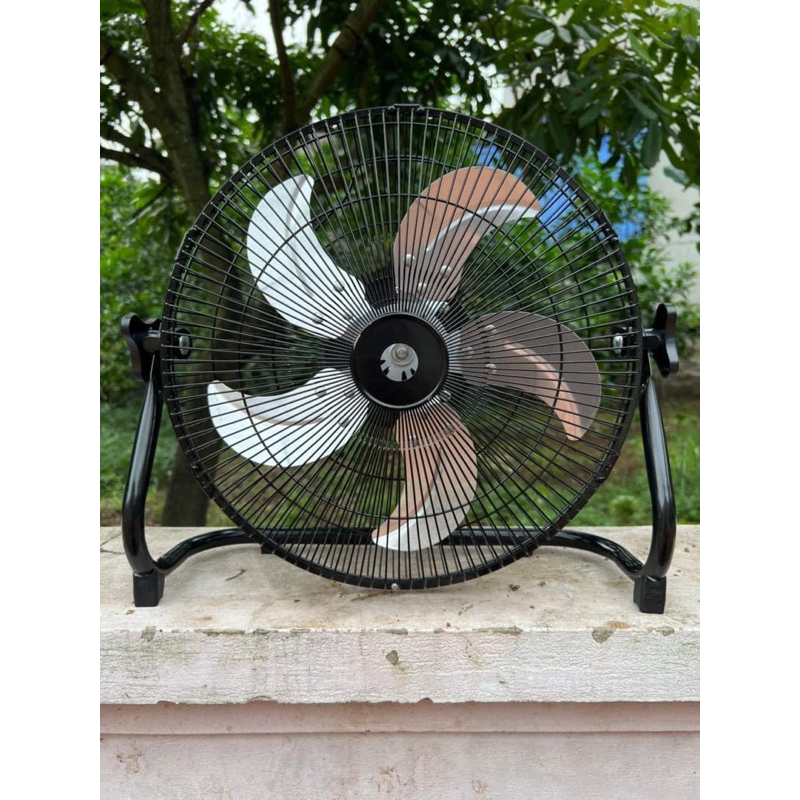 Quạt tích điện 5 cánh 12-24v