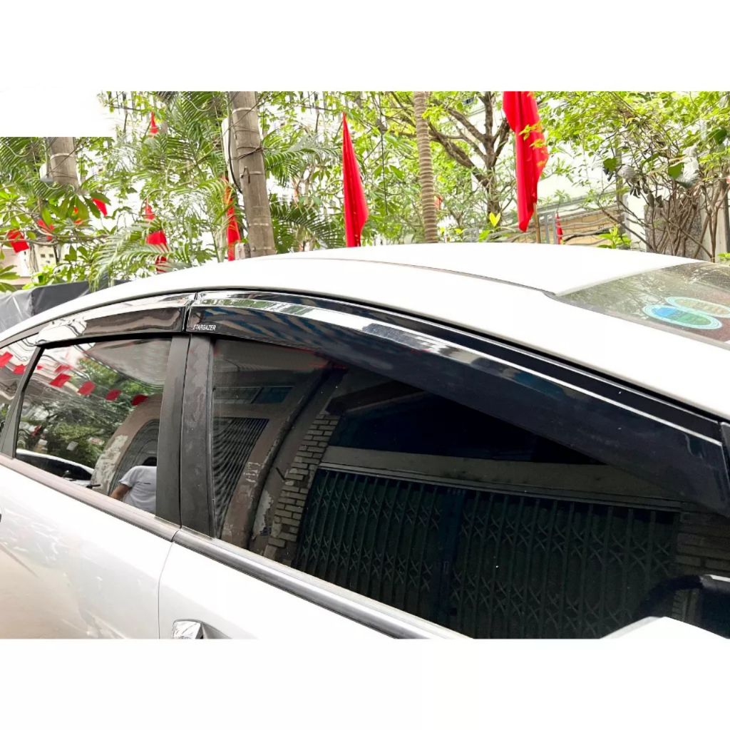 Vè Che Mưa Chỉ Inox Xe Huyndai Stargazer 2023 Mẫu Chỉ Inox Và Đen Thái Cao Cấp