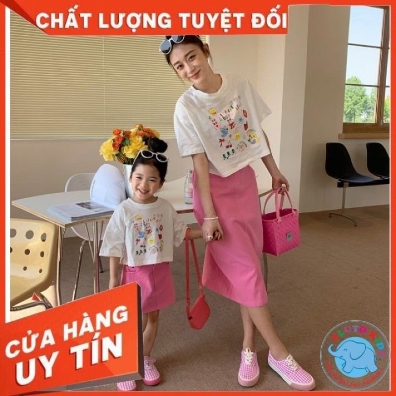 Set áo croptop chân váy hồng trendy cho mẹ và bé gái