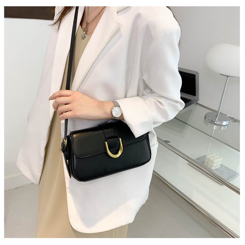 Túi cnk móng ngựa MM Bags túi kẹp nách size 23 đi chơi da đẹp form cứng cáp