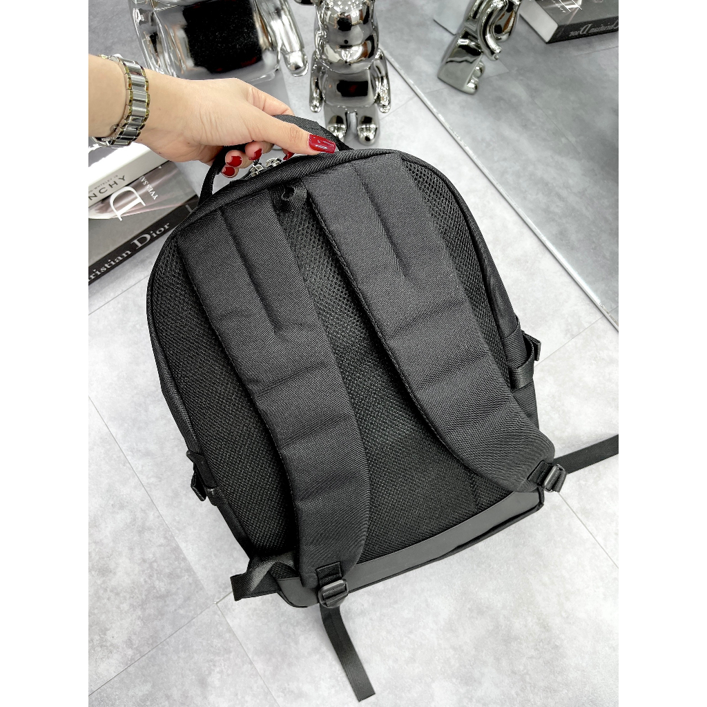 (HÀNG XUẤT XỊN) Balo B5103 LIFEWORK LOGO CLASSIC BACKPACK  full tem tag  Kích thước: 32.5 cm x 47 cm x 15 cm  Hàng có sẵ