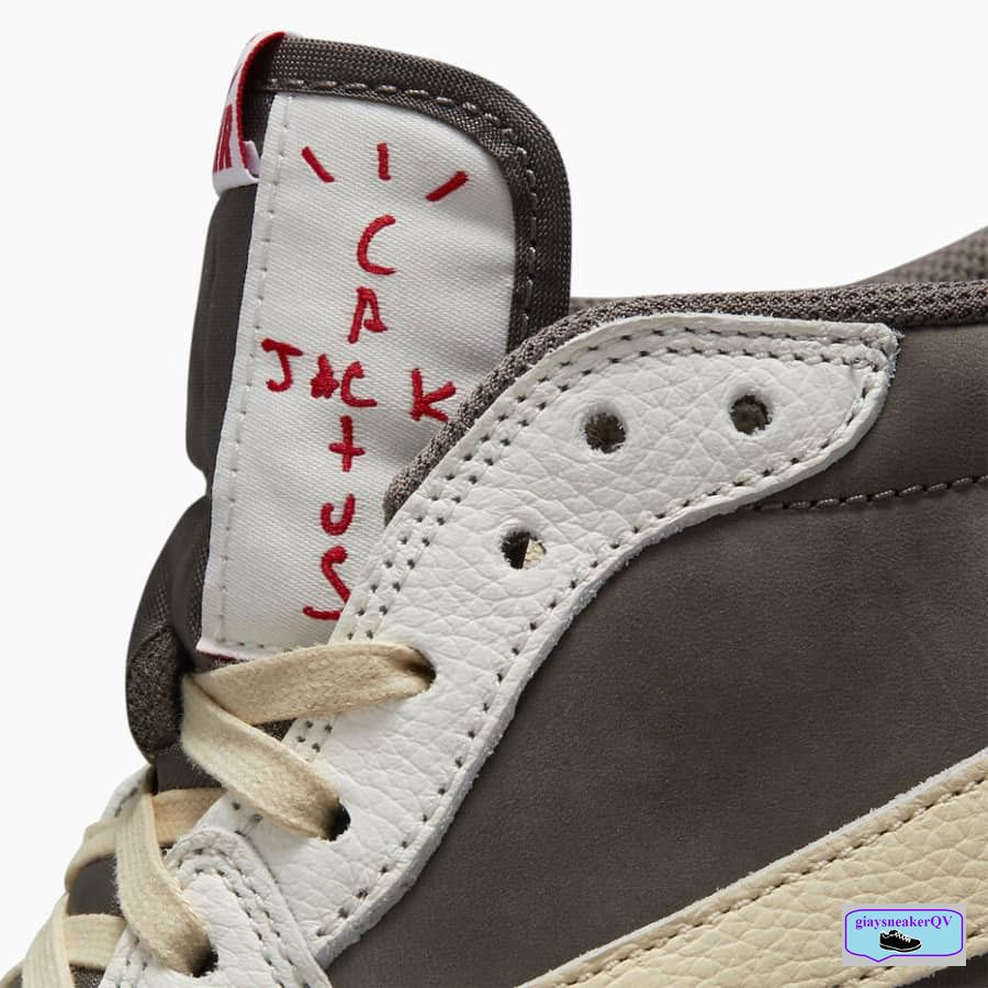 Giày Jordan 1 x Travis Scott Retro Low OG SP Sail and Ridgerock, giày cổ thấp Travis Scott cực xịn xò, phiên bản mới