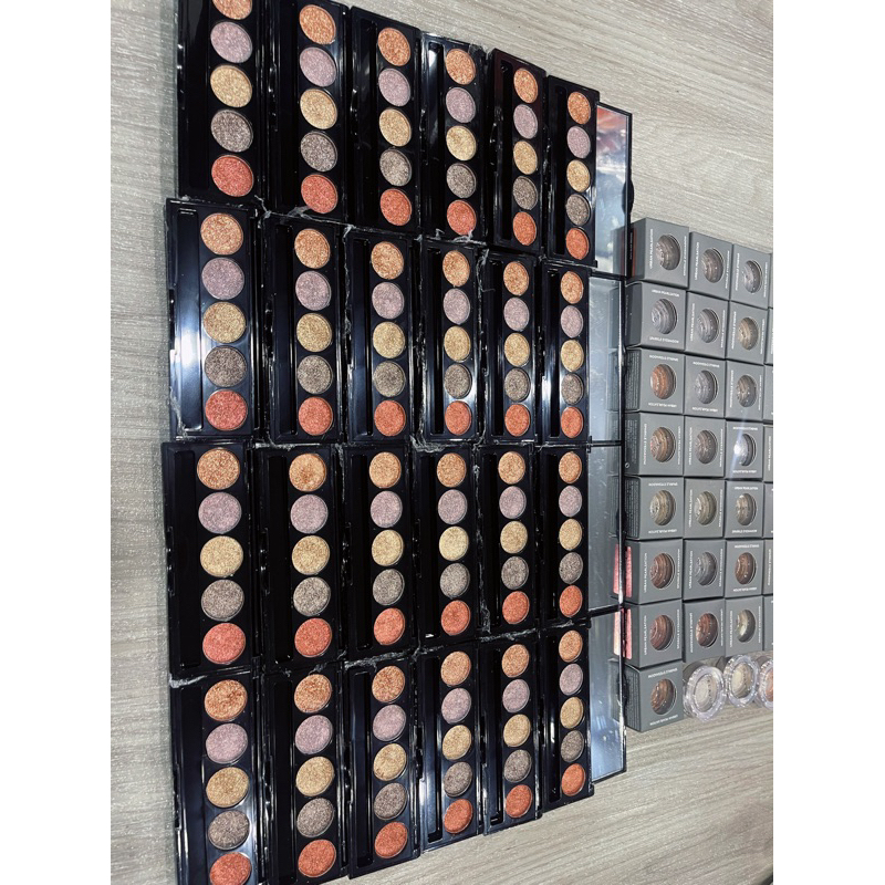 Phấn mắt nhũ cao cấp KLAVUU URBAN PEALSATION lấp lánh ánh ngọc trai siêu lì không trôi nhũ