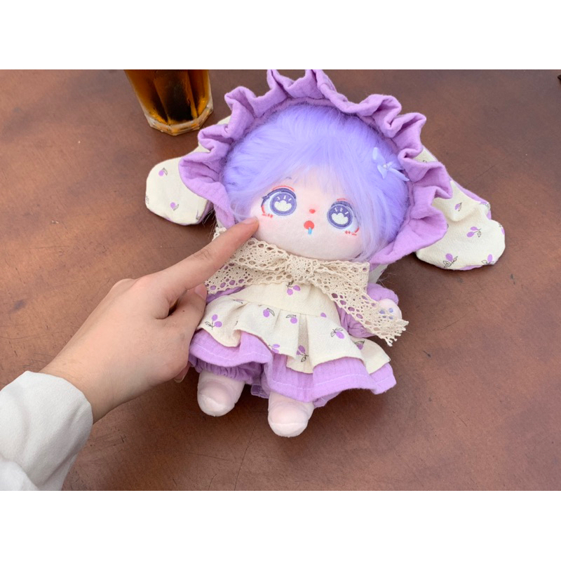 Quần áo cho gấu bông. set váy kèm mũ cho doll kpop. outfit for doll. quần áo cho gấu bông