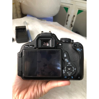Máy ảnh Canon 600D kit 18-55 đã sử dụng