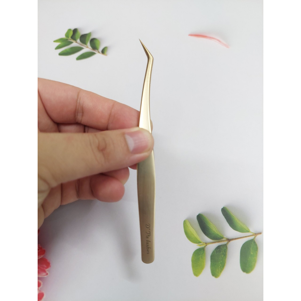 Nhíp Hoa Hồng Đen Chuẩn Hãng D'Palashes