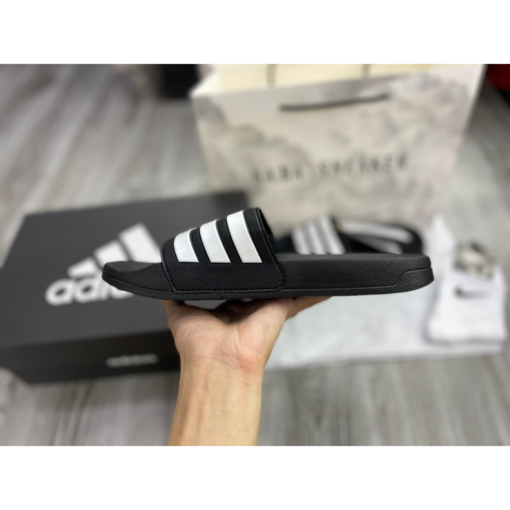 Dép Adi/Das CloudFoam Chính Hãng Đen Sọc Trắng + Freeship
