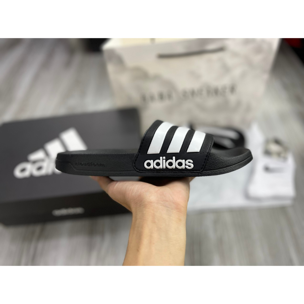 Dép Adi/Das CloudFoam Chính Hãng Đen Sọc Trắng + Freeship