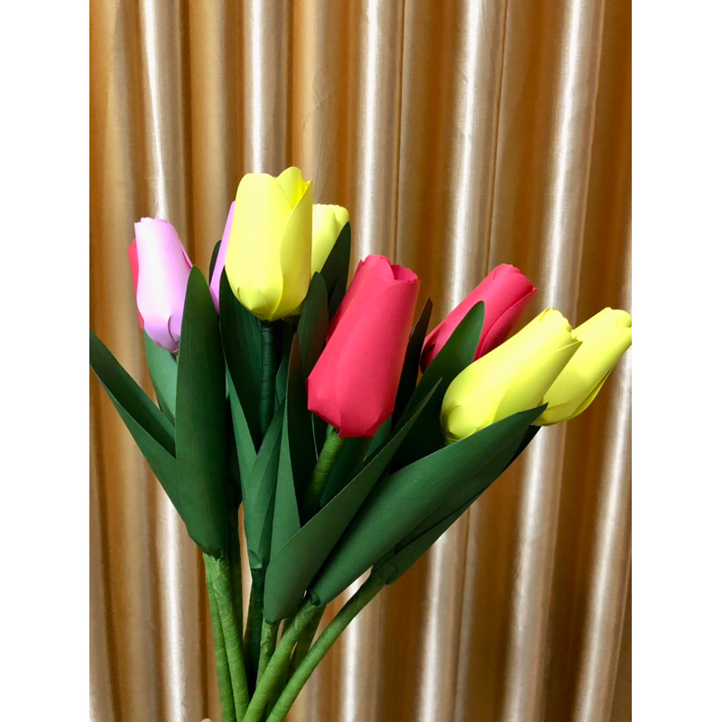 Hoa tulip giấy mỹ thuật