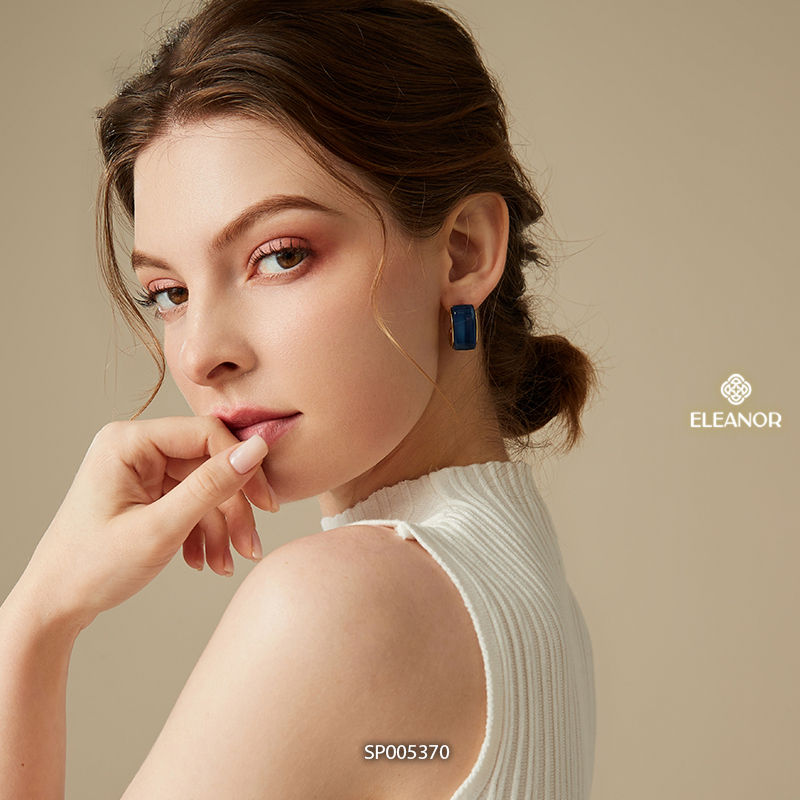 Bông tai nữ chuôi bạc 925 Eleanor Accessories dáng chữ C phong cách cá tính phụ kiện trang sức 5370