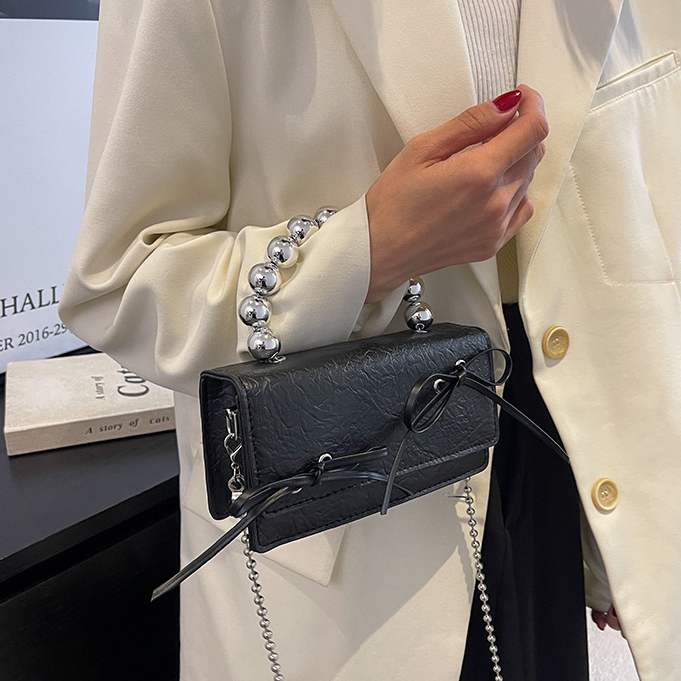 Túi xách đeo chéo mini vuông túi xách nữ đi tiệc cưới sang chảnh thời trang túi cầm tay hottrend 2023 túi dây xích