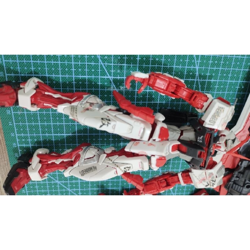 Gundam 2nd 1/100 Gundam Astray red kai daban 2nd