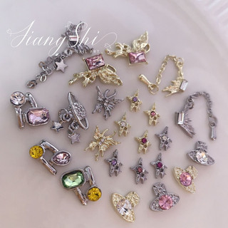 Charm hành tinh,charm bướm xích trang trí móng