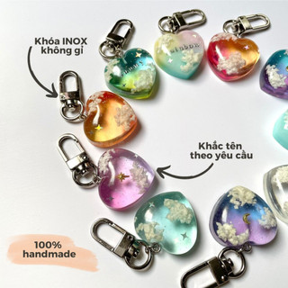Móc khoá chubby heart bầu trời mây khắc tên theo yêu cầu - resin lấp lánh keychain