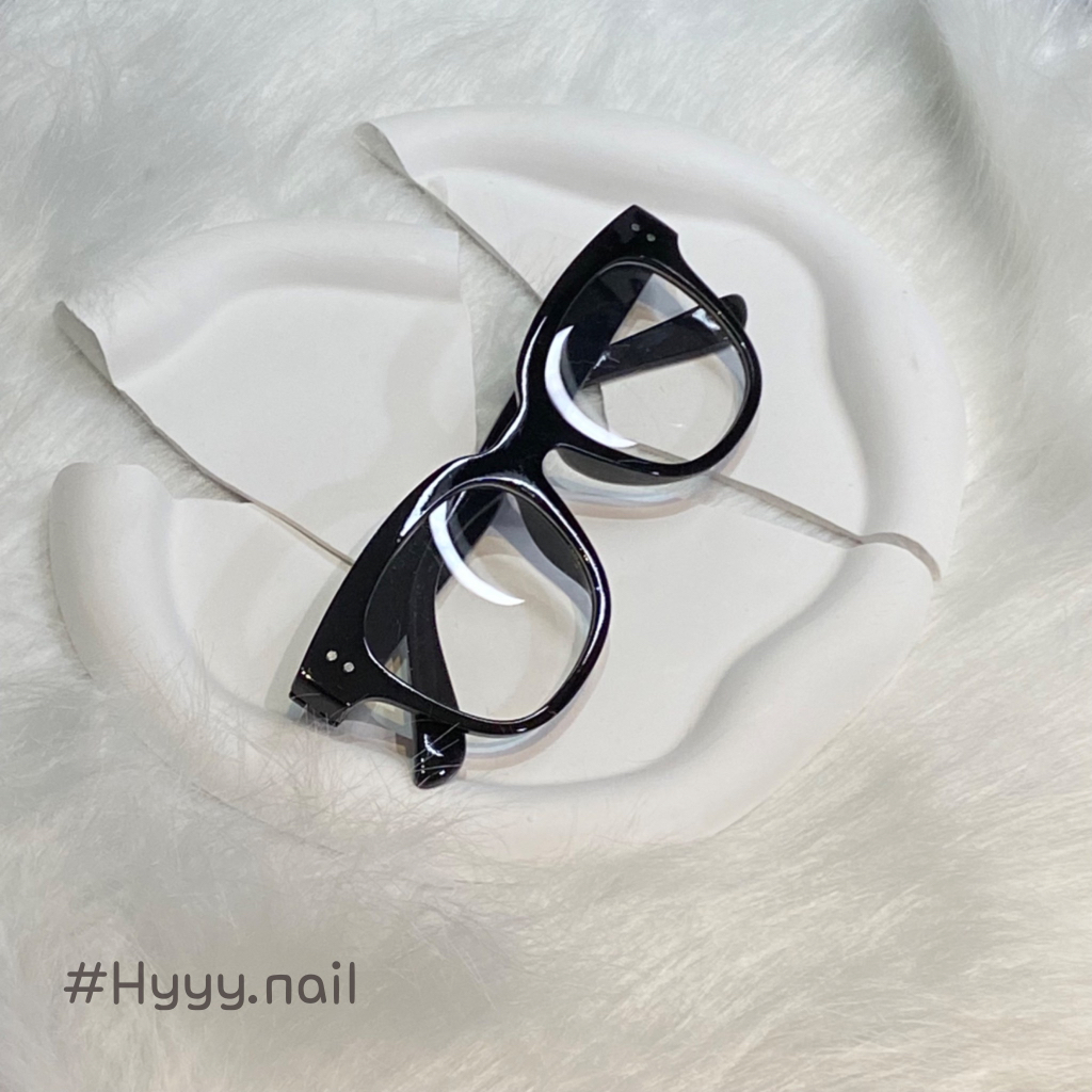 Kính mát gọng vuông bản to, mắt kính trơn nam nữ chất liệu nhựa phong cách ulzzang hot trend 2023 Hy.babekorea