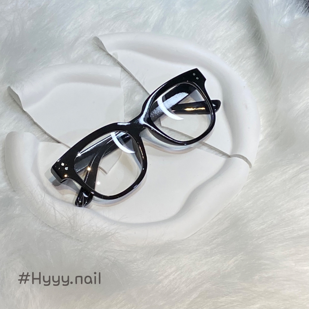 Kính mát gọng vuông bản to, mắt kính trơn nam nữ chất liệu nhựa phong cách ulzzang hot trend 2023 Hy.babekorea