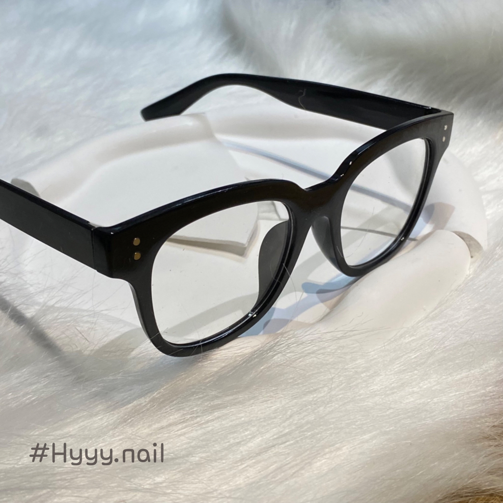 Kính mát gọng vuông bản to, mắt kính trơn nam nữ chất liệu nhựa phong cách ulzzang hot trend 2023 Hy.babekorea