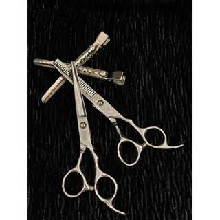 Bộ kéo cắt tóc kéo tỉa tóc học viên/ kéo cắt gia đình Toniguy F3/FLC thép trung quai vênh