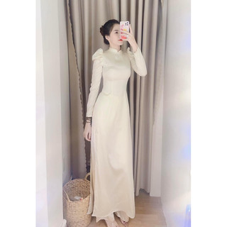 Áo dài trơn cổ đính ngọc bồng vai