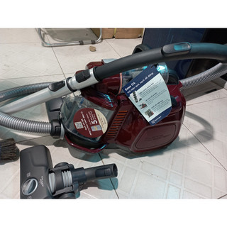 Máy hút bụi dạng hộp electrolux zsp4303af
